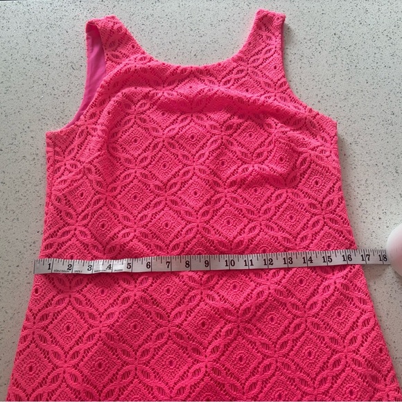 EUC - Lilly Pulitzer Hot Pink Textured Shift Dress – Size Small - Picture 6 of 6